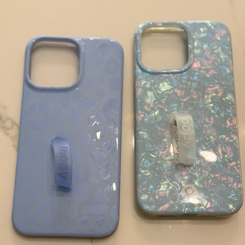 Loopy Case Blue leopard & Iridescent Phone Cases 15 Pro Max with Integrated Grip